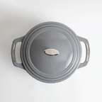 USA Enamel? Cast Iron Dutch Oven
