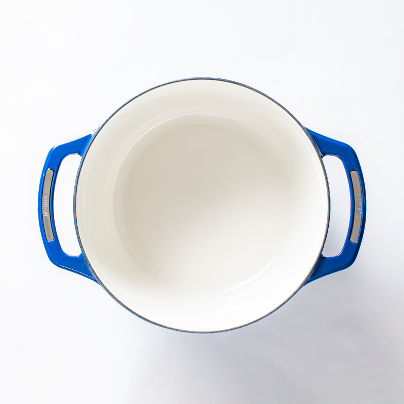 USA Enamel? Cast Iron Dutch Oven
