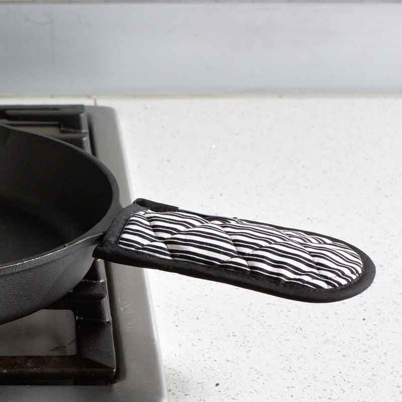 Patterned Hot Handle Holders