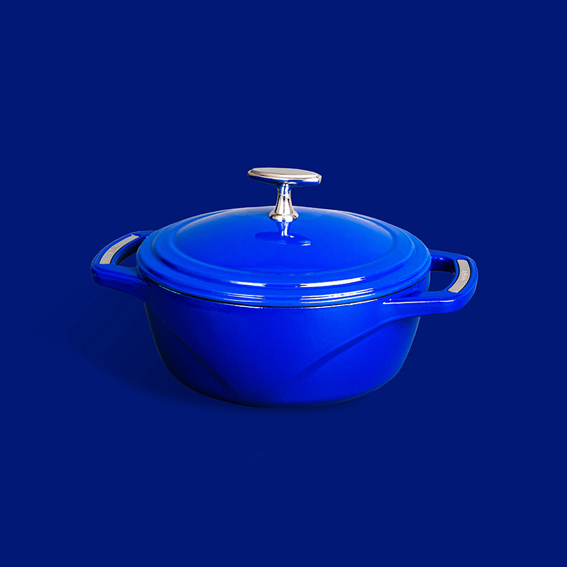 USA Enamel? Cast Iron Dutch Oven